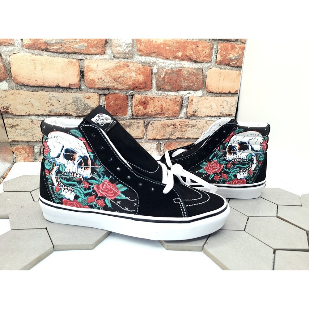 New Vans Sk8-Hi Rose Skulls Tattoo Black/White Men's 6.5 / Women 8 / Youth 6.5Y